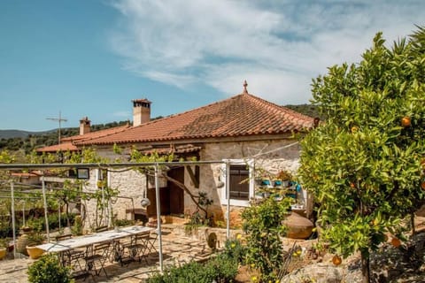 Property building, Spring, Natural landscape, Garden, Garden view, Mountain view