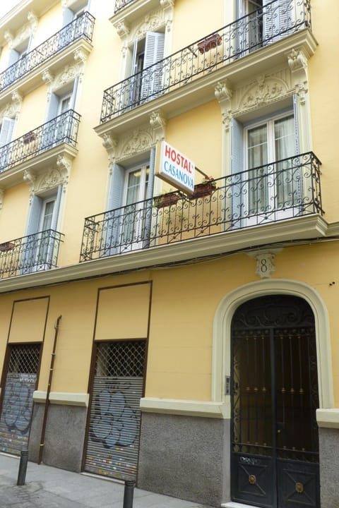 Facade/entrance