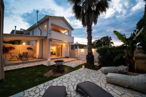 Property building, Patio