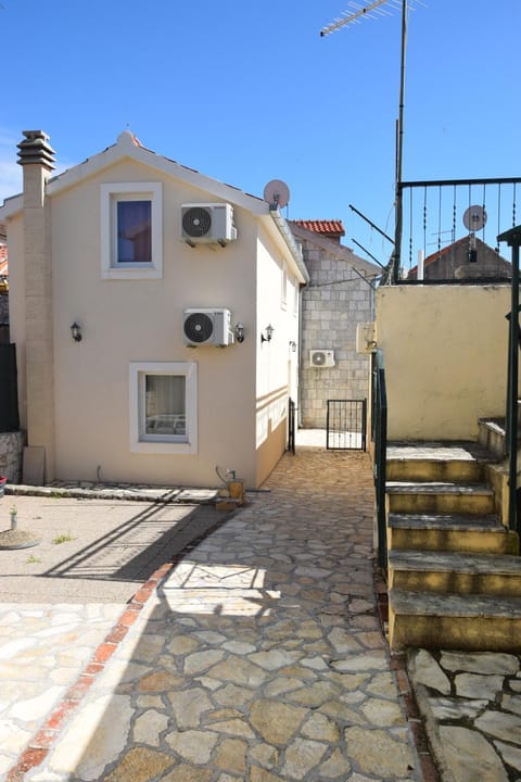 Marta II Your Holiday Home in Seget Center House in Šibenik-Knin County, Croatia