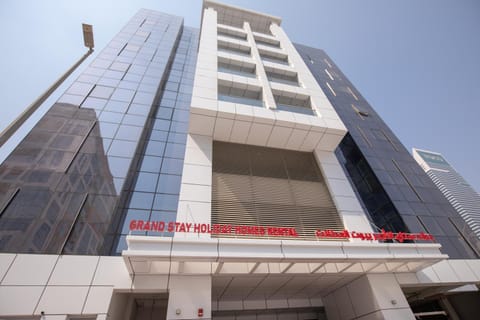Property building, Day