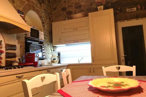 La Fabbrichina House in Tuscany