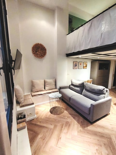 35m2, luminous loft close to the beach Apartment in Villefranche-sur-Mer