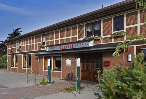 Property building, Day