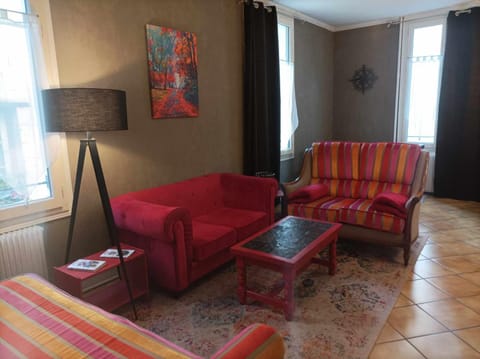 La Boussole - Maison meublée 3 chambres 6 pers. House in Centre-Val de Loire