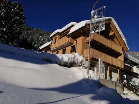 Property building, Winter