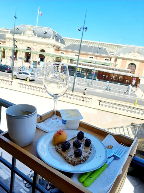 Balcony/Terrace, City view