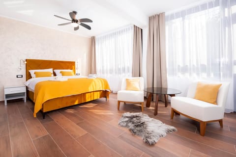 Bed, Living room, Bedroom