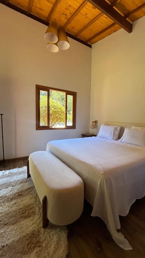 Chalé Rosa Flor Nature lodge in State of Rio de Janeiro