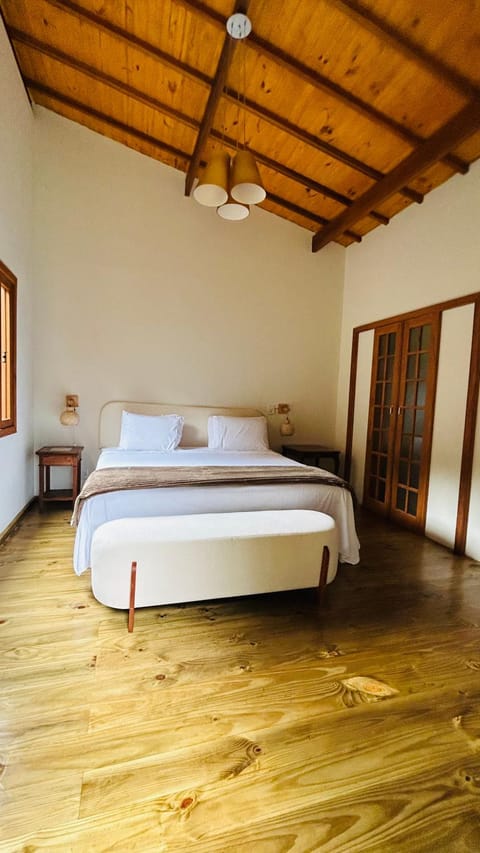 Chalé Rosa Flor Nature lodge in State of Rio de Janeiro