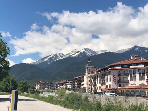 GONDOLAs LODGE Apartment in Bansko