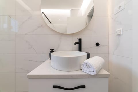 Wild Sunset Apartment in Trogir