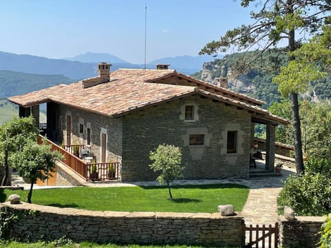 Property building, Natural landscape, Garden, Mountain view