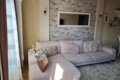 Lux Apartment Rose Apartment in Serbia