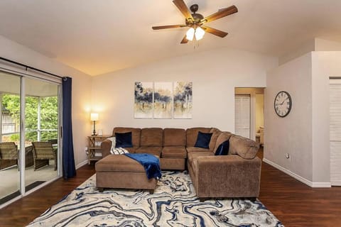 Communal lounge/ TV room, Living room