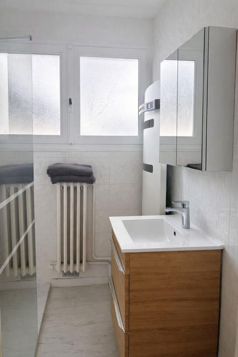 Grande maison 160 m2 6 chambres à Caen Villa in Caen