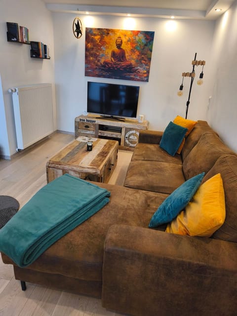 Große Auszeit Eifel mit Sauna, Kamin und Terrasse Apartment in Rhineland-Palatinate