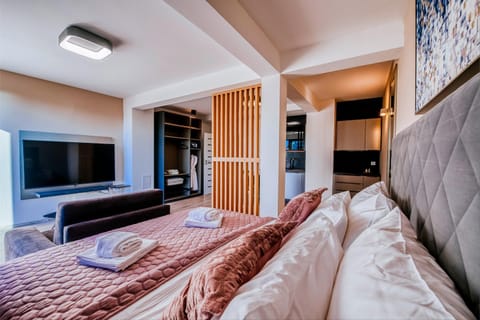 TV and multimedia, Bedroom