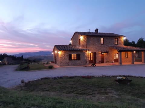 Agriturismo Poggio Ridulfo Farm Stay in Tuscany