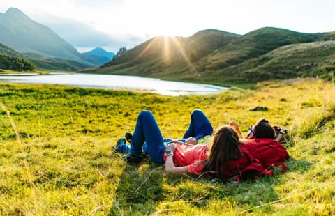 Nearby landmark, Spring, Neighbourhood, Natural landscape, Summer, Hiking, Autumn, Family