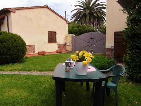 Podere Agnese 3 con WI FI House in Donoratico