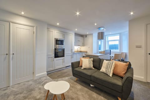 Kitchen or kitchenette, Living room, Seating area