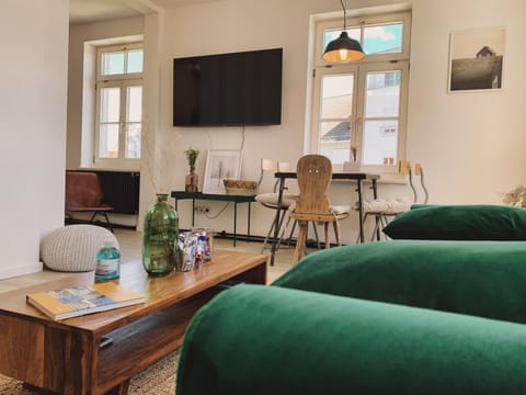 TV and multimedia, Living room
