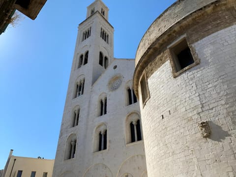 Nearby landmark, View (from property/room), View (from property/room), City view, Landmark view