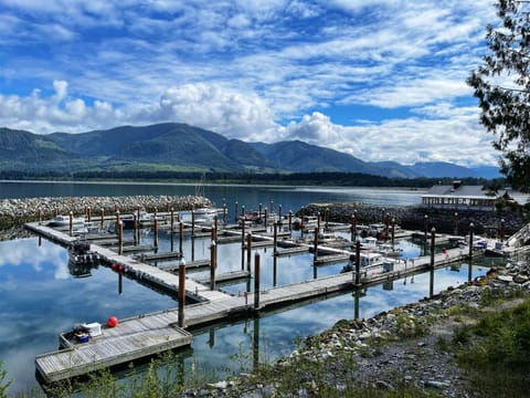 Fishing, Mountain view, Sea view, Sea view, Sunset