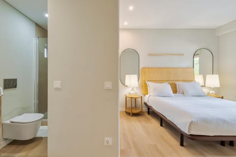 Bed, Bathroom, Bedroom