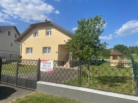 Apartmani Lux Nina Apartment in Vojvodina