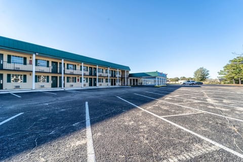 Dothan National Golf Club and Hotel Hotel in Alabama