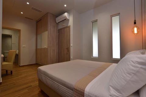 Gonis Grand Luxury Suite Apartment in Palaiochora