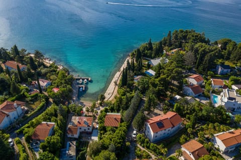 Property building, Neighbourhood, Bird's eye view, Beach, Beach, Sea view, Street view, Location, Quiet street view, Inner courtyard view