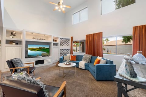 5 Bedroom 4 Bath Boutique Home PREMIUM LOCATION + heated pool option House in Glendale