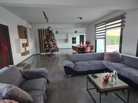 Eva Luxury Villa Villa in Poli Crysochous