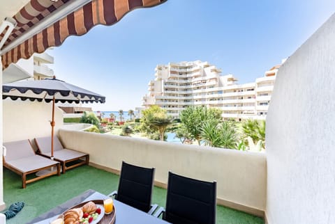Balcony/Terrace, Sea view, sunbed