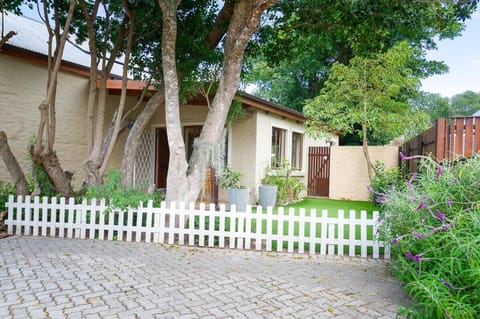 The Garden on Phantom - "Off the grid" Apartment in Knysna