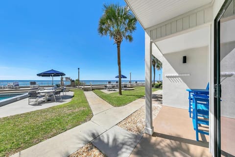 Latitude 29 #25 House in Sunnyside