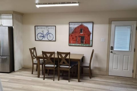 Farm House stay with soaking tub and hot tub barn House in Mississippi