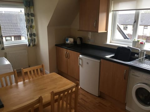 Riverbank Cottage Apartment in Scotland