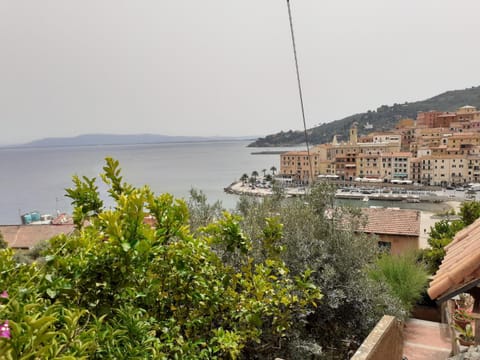 Nearby landmark, Day, Natural landscape, City view, Mountain view, Sea view
