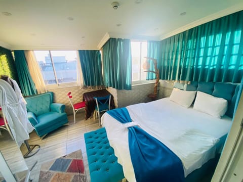 Bed, Bedroom, Time of day