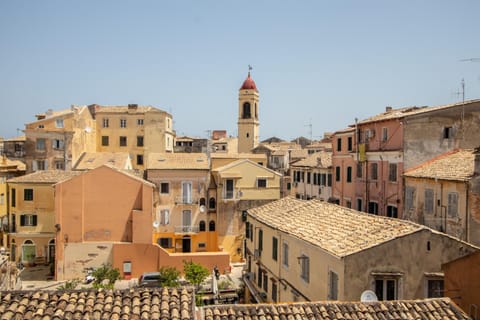 Day, Neighbourhood, Balcony/Terrace, City view, Street view, Location