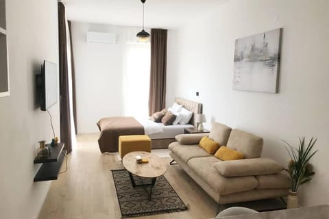 Living room, Photo of the whole room, Seating area