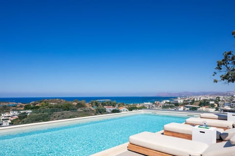 Nearby landmark, Sea view, Swimming pool, sunbed