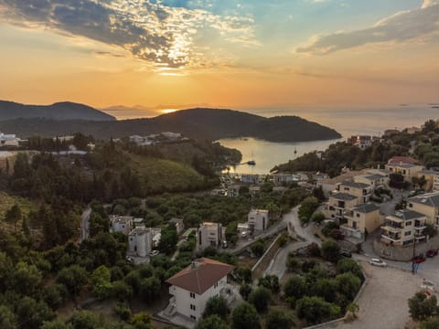 Nearby landmark, Natural landscape, City view, Landmark view, Sea view, Sunset