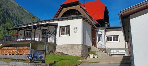 Ankogel Lofts Mallnitz Apartment in Carinthia, Austria