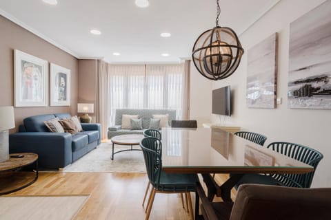 Living room, Lounge or bar