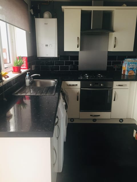 LivingWater Vacation rental in Sheffield